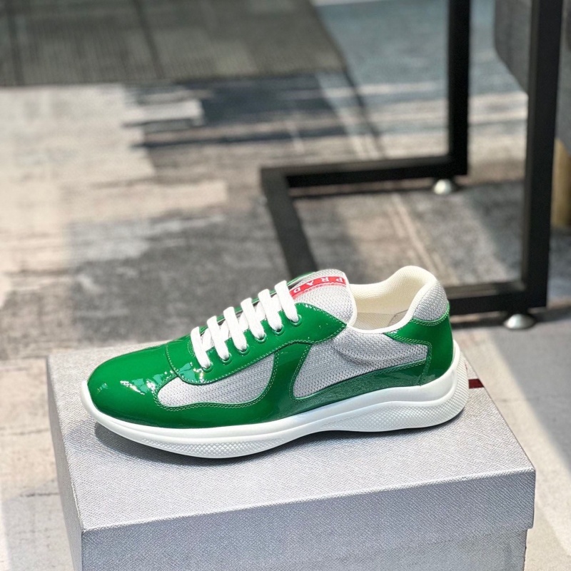 Pra*a casual shoes